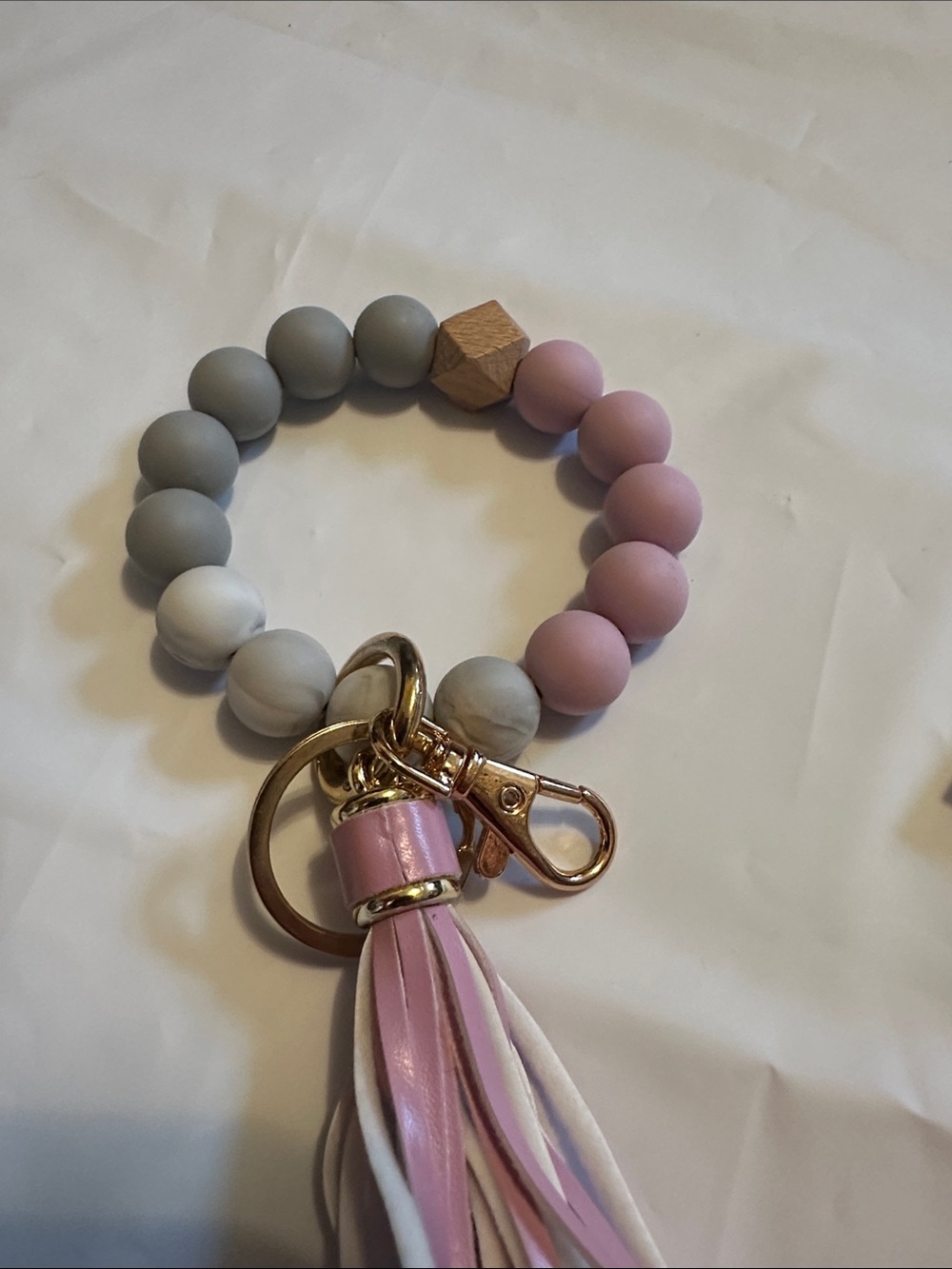 💜✨ Lavender Wristlet Key Ring Holder ✨💜 - Picture 4 of 4
